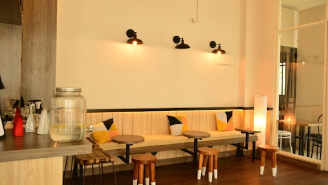 Informasi Tentang Dyamond Caffe and Resto