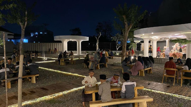 Daya Tarik Metreum Cafe