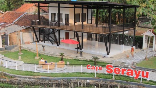Fasilitas Cafe Serayu