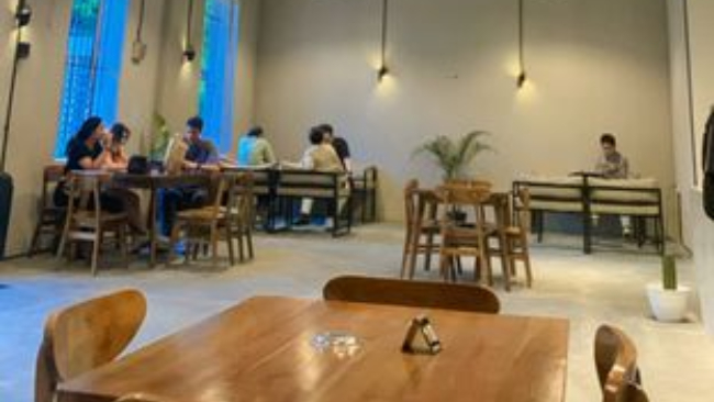 Jam Operasional De Medellin Cafe